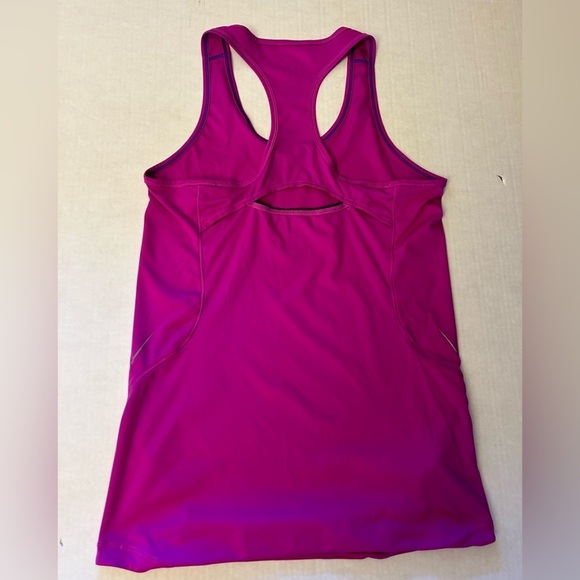 Adidas Pink workout Sleeveless Tank Top SzM. V10 - Picture 5 of 10